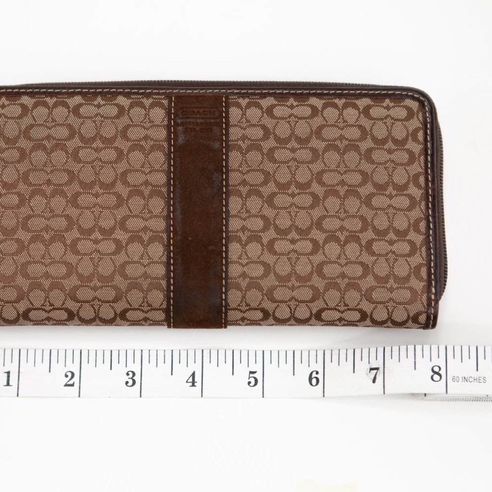 COACH Chocolate Brown Signature C Zipper Wallet - Picture 9 of 10